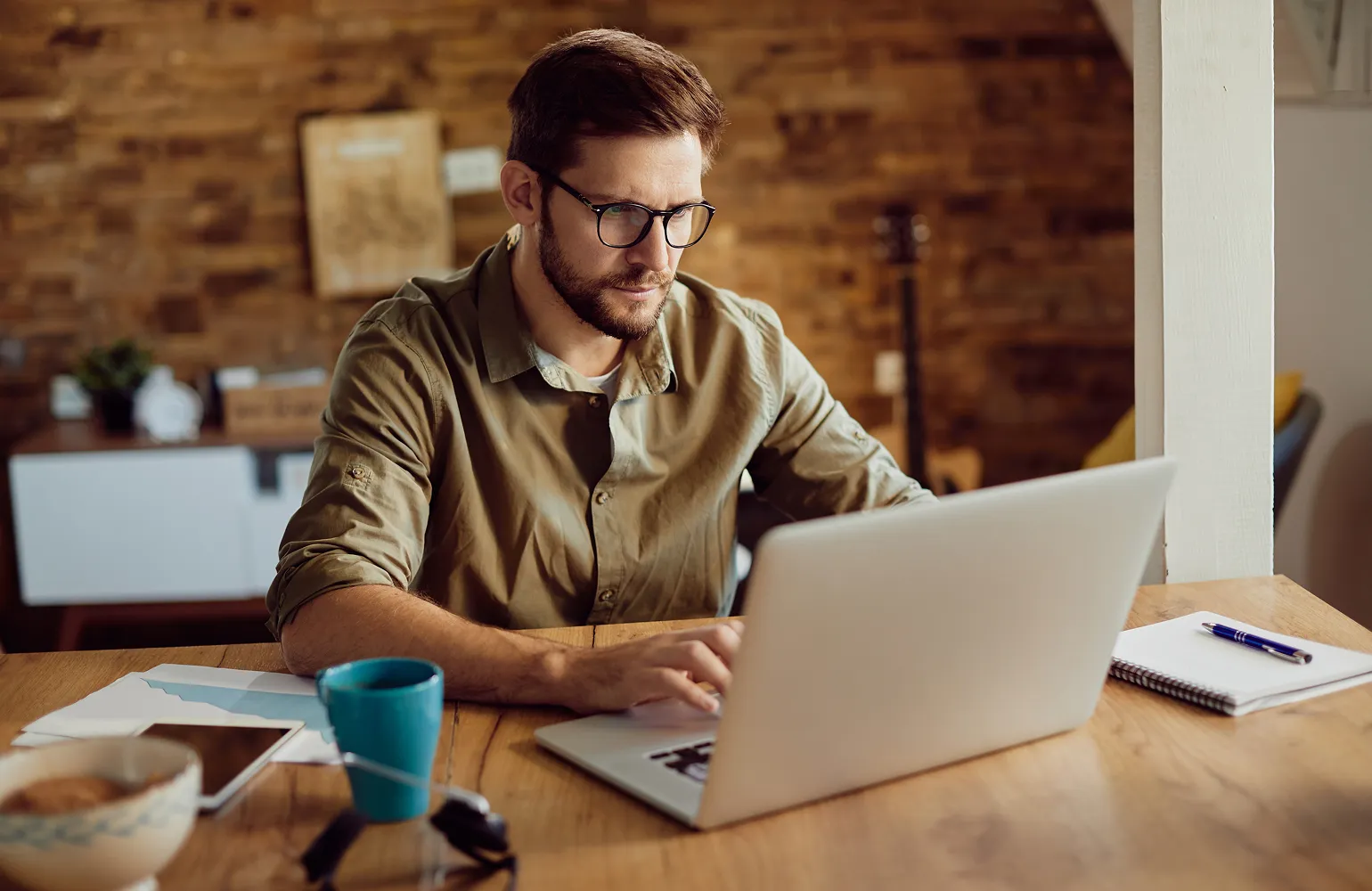 <span style="color:#00A99D;">Maximizing Returns: </span> The 6 Strategic Advantages of Outsourced CFO Advisory Services