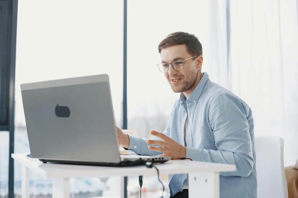 <span style="color:#00A99D;">Fractional CFO Services for Startups</span>: Top 10 Trends for Today’s Entrepreneurs